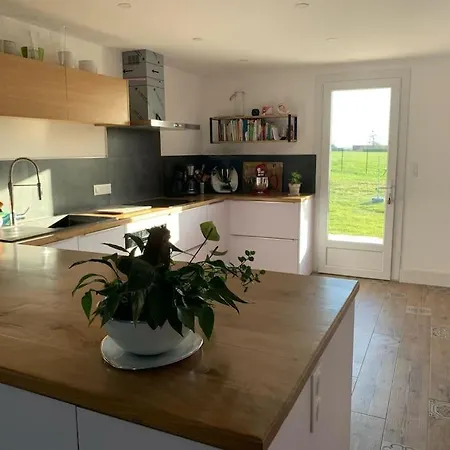 Vakantiehuis Belle Maison Spacieuse Avec Grand Jardin